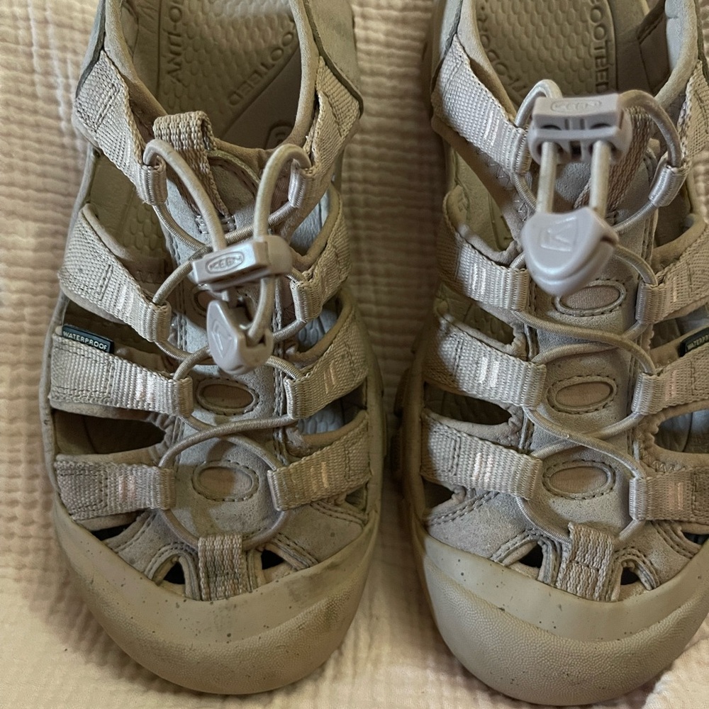 Keen Beige Outdoor Sandals